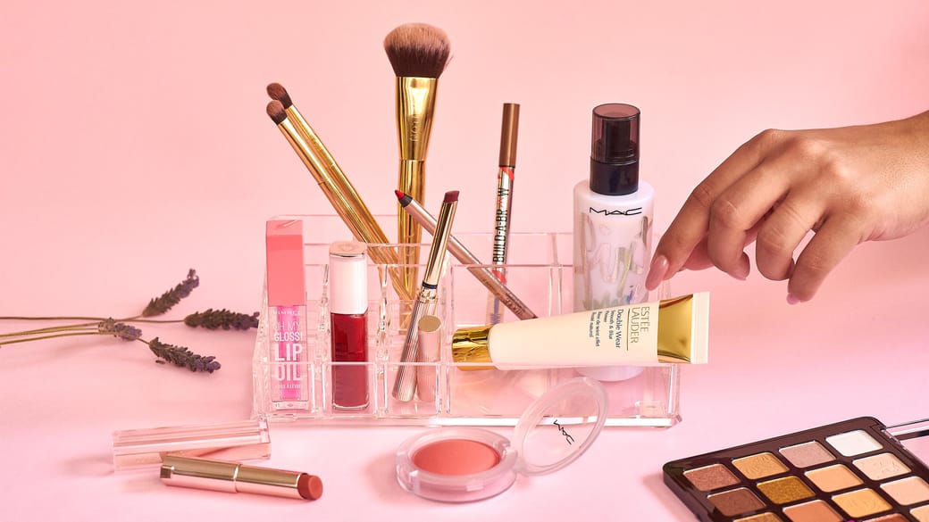 De la skincare la machiaj – cum construiești o rutină eficientă cu produse potrivite